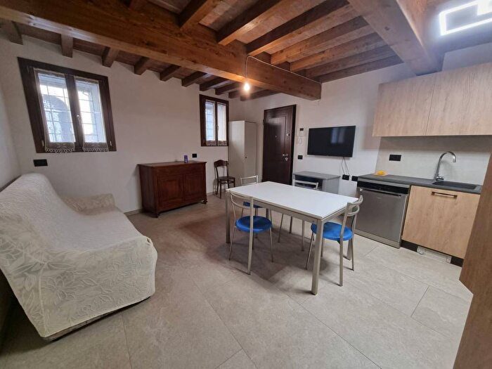 Appartamento bilocale in affitto in Centro, Castelvetro di Modena