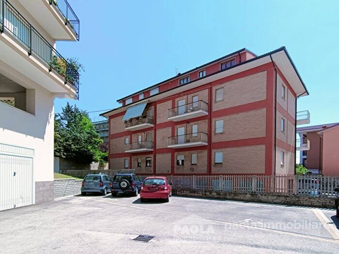 Appartamento quadrilocale in affitto in Via dei Colonna, Pile, LAquila