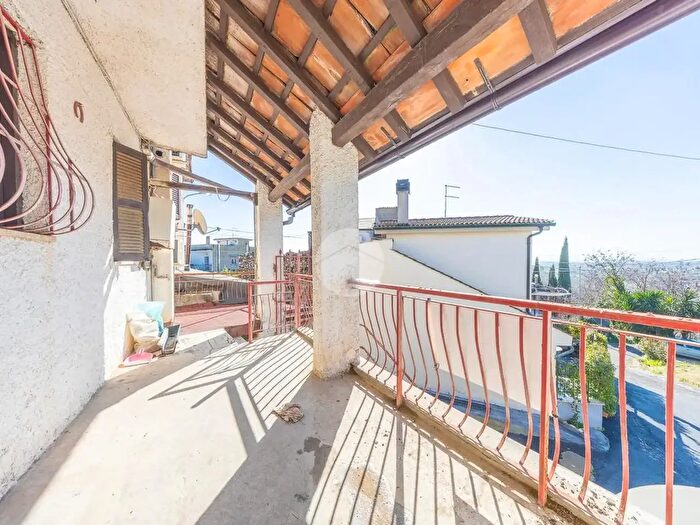 Appartamento trilocale in vendita in Via delle Colombe, Guidonia Montecelio