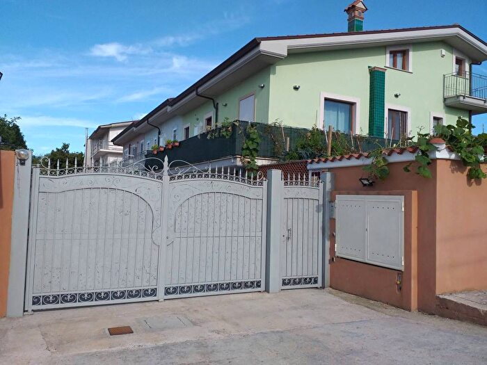 Casa quadrilocale in affitto in Centro, Zagarolo