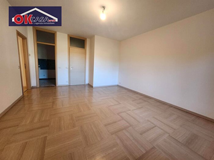 Appartamento trilocale in vendita in Via Cesiolo, Verona