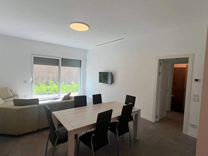Appartamento quadrilocale in affitto in Via dei Valtorta, Turro, Milano