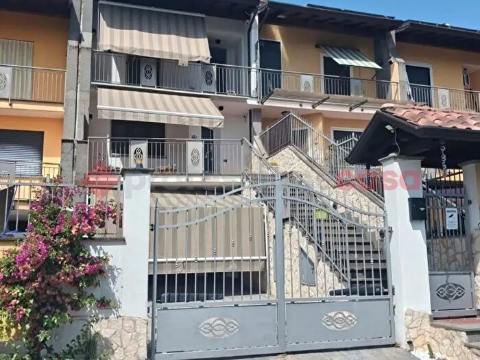Casa con 7 locali in vendita in Via Cona dei Greci Snc, Veroli