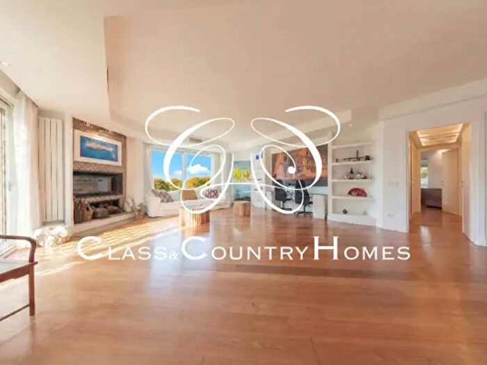 Appartamento con 6 locali in affitto in Via Flaminia Nuova, Roma