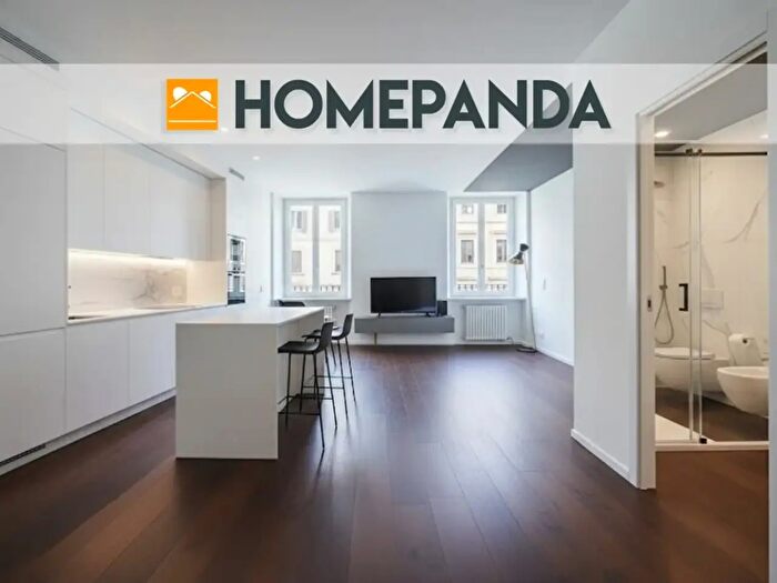 Appartamento bilocale in vendita in Via Torino, Milano