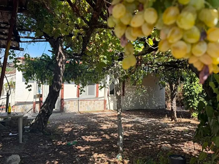 Casa bilocale in vendita in Via Casa dei Miri, Gragnano
