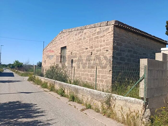 Casa monolocale in vendita in Via Saragat, Comiso