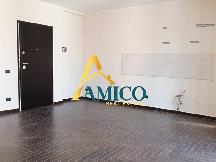 Appartamento trilocale in affitto in Via Francesco Petrarca, Centro, Bagheria