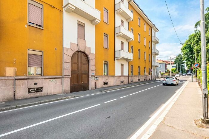 Appartamento bilocale in vendita in Via Angelo Volonterio, Saronno