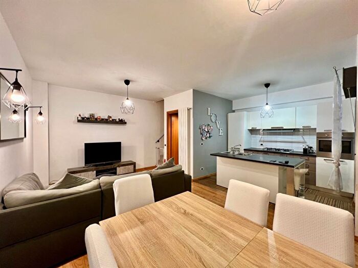 Casa trilocale in vendita in Via Miramare, Albano Laziale