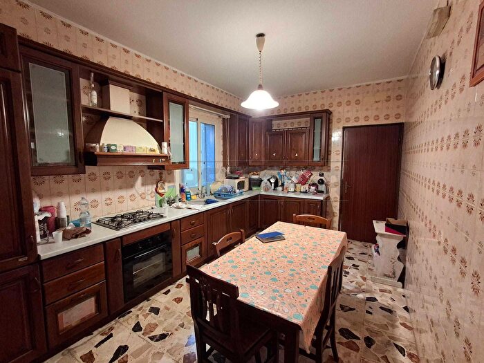 Casa con 5 locali in vendita in Via Carlo Goldoni, Siracusa