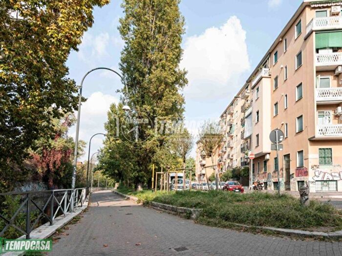 Appartamento monolocale in affitto in Via Tofane, Turro, Milano