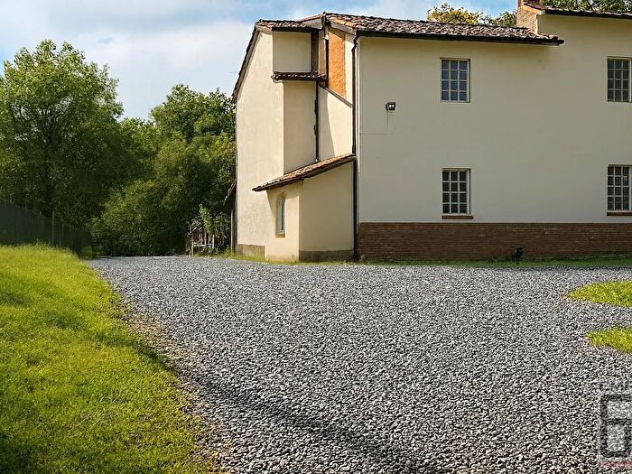 Casa quadrilocale in vendita in della Colonna Galleno, Fucecchio