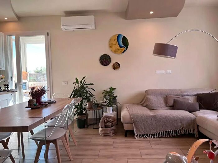 Appartamento trilocale in vendita in San Giuliano Terme