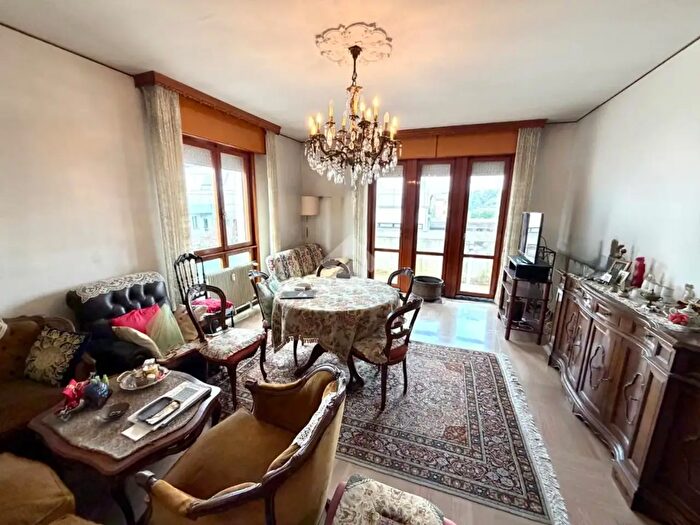 Appartamento quadrilocale in vendita in Via Crimea, Padova