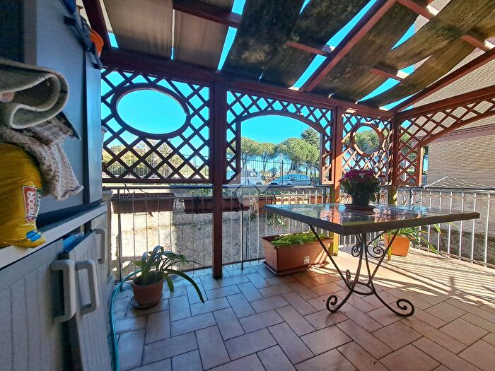 Appartamento bilocale in vendita in Via Nicola Maria Nicolai, Roma