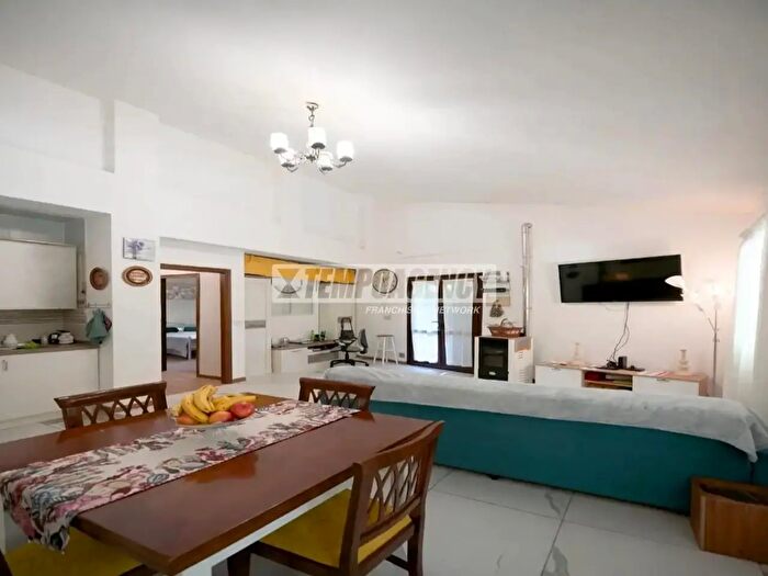 Appartamento bilocale in vendita in Via Giosuè Carducci, Serramazzoni