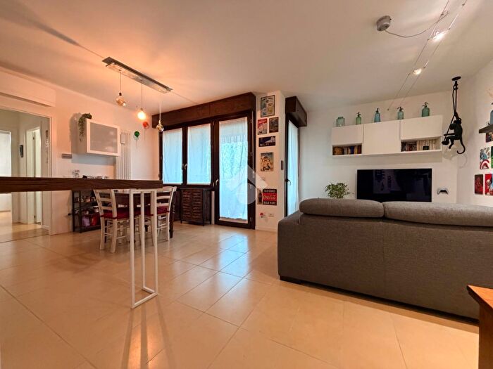 Appartamento bilocale in vendita in Piazza Lorusso, Castel Maggiore