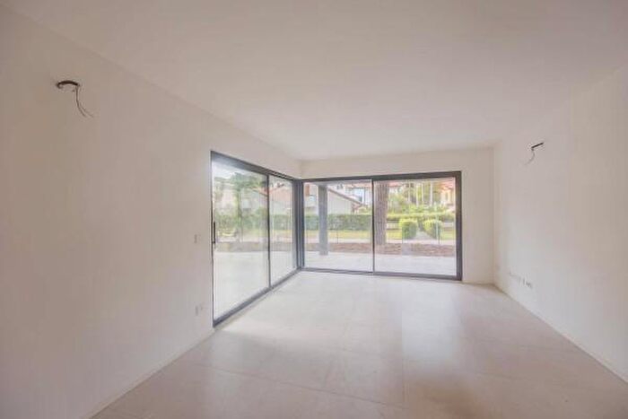 Appartamento quadrilocale in vendita in Via dei Pini, Lignano Sabbiadoro