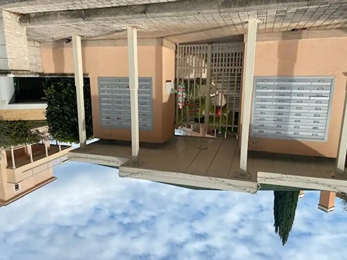 Appartamento trilocale in vendita in Via Elena Brandizzi Gianni, Roma