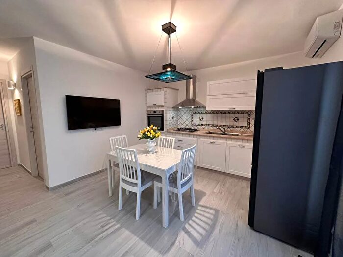 Appartamento trilocale in affitto in Siracusa