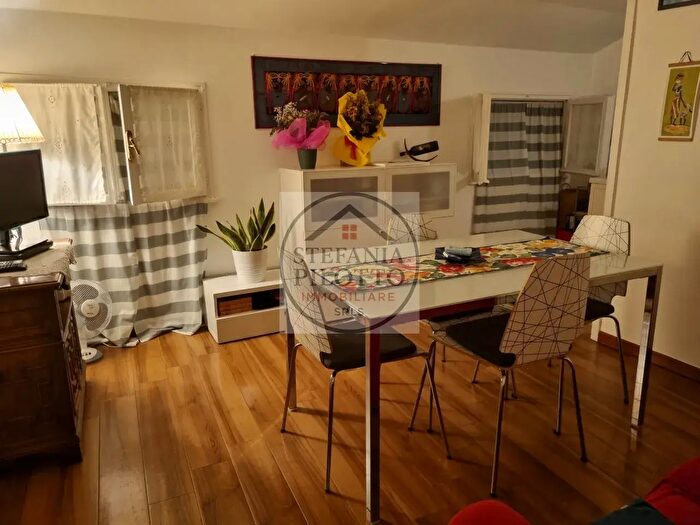 Appartamento trilocale in affitto in Via San Francesco, Padova