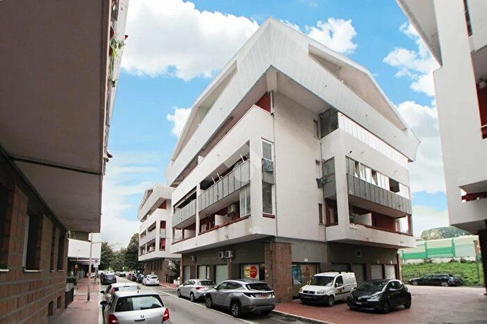 Appartamento quadrilocale in vendita in Viale Canto Novo, Francavilla Al Mare