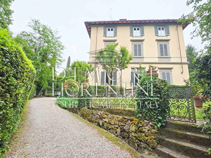 Appartamento con 5 locali in affitto in Via Michele di Lando, Michelangelo Poggio Imperiale, Firenze