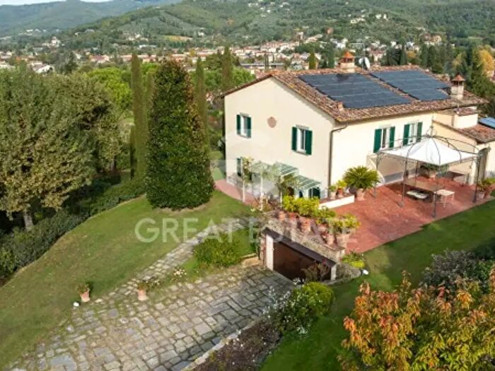 Casa con 6 locali in vendita in Corso Italia, Arezzo