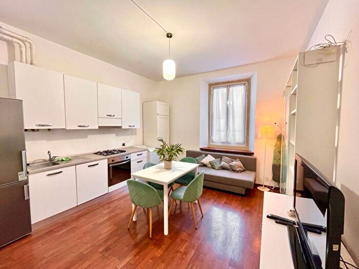 Appartamento bilocale in affitto in Via Pastrengo, Isola, Milano