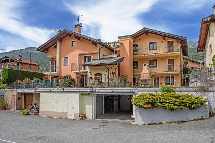 Appartamento trilocale in vendita in Verrayes