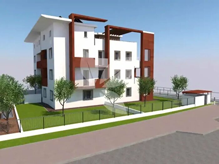 Appartamento quadrilocale in vendita in Strada Langhirano, Parma