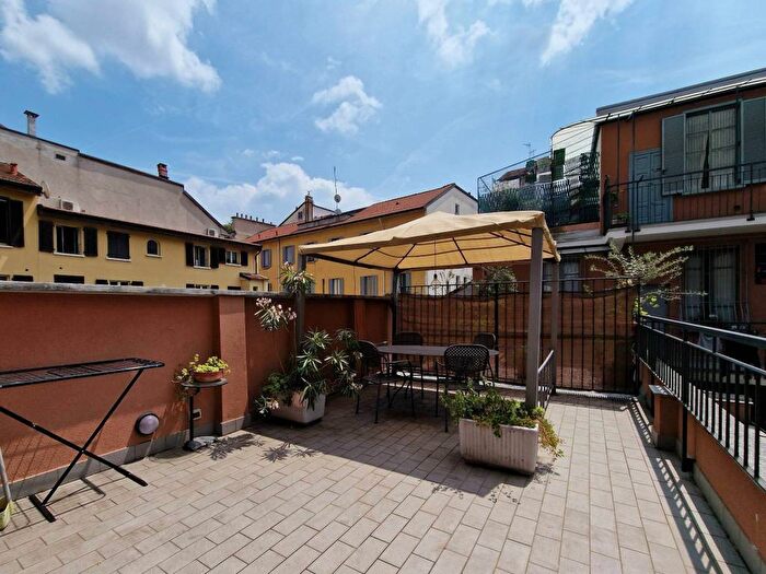 Appartamento bilocale in affitto in Via Vettabbia, Ticinese, Milano