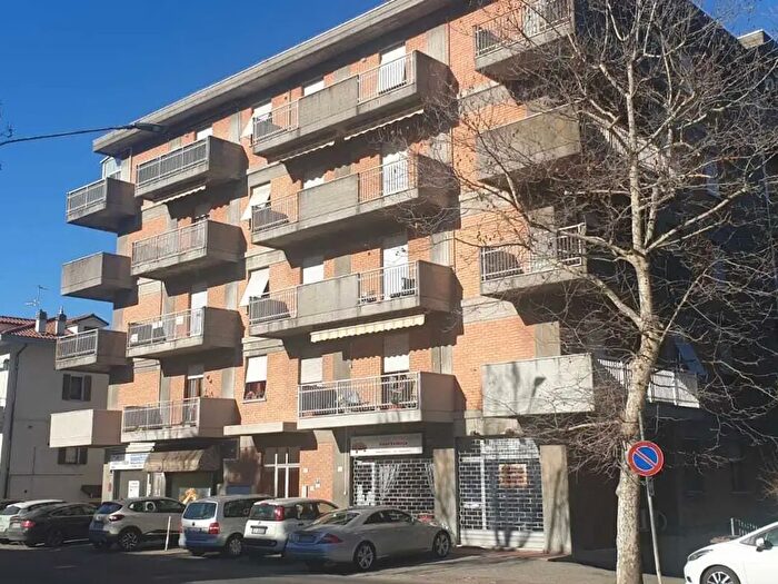 Appartamento con 6 locali in vendita in Fornovo Di Taro