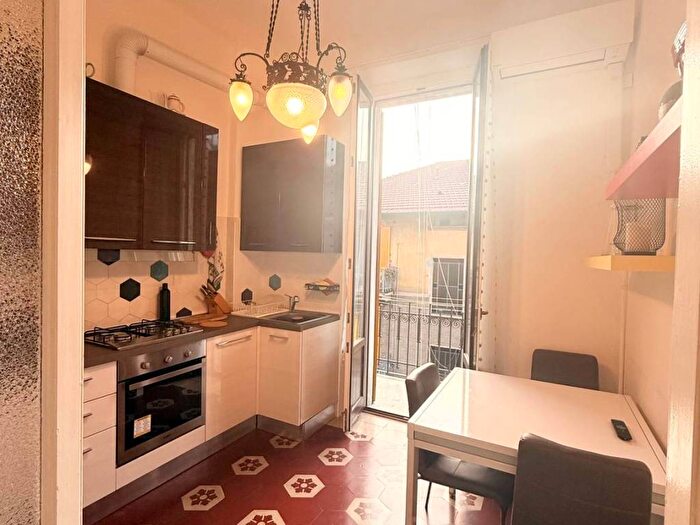 Appartamento bilocale in affitto in Via Luigi Federico Menabrea, Farini, Milano