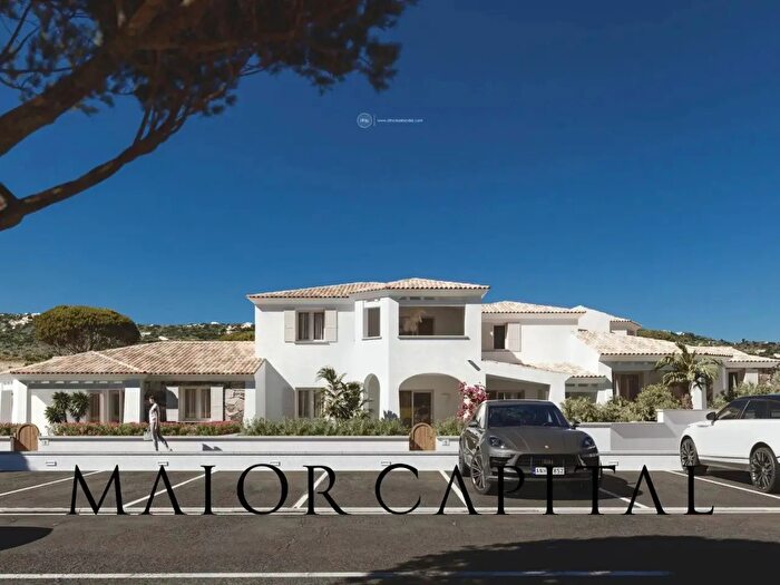 Appartamento trilocale in vendita in Budoni