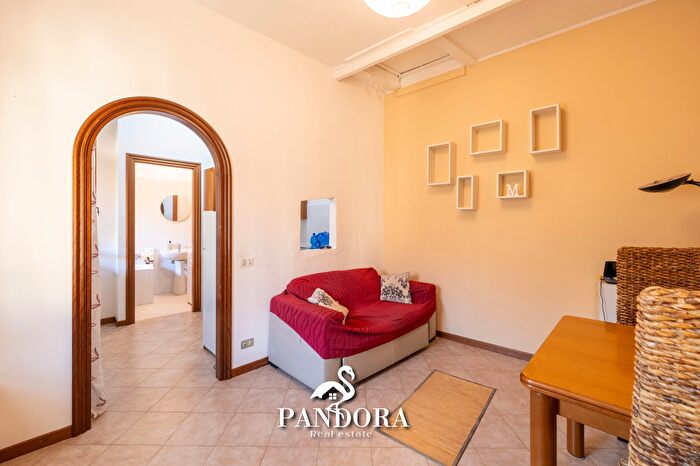 Appartamento bilocale in vendita in Mario Greppi, Angera