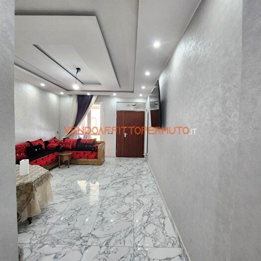 Casa con 6 locali in vendita in Piazza Falcone Borsellino, Cortenuova