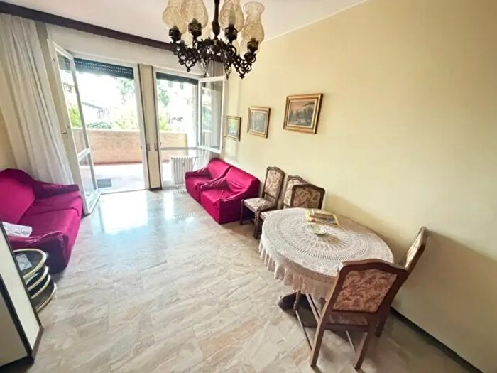 Appartamento trilocale in vendita in Via Francesco Ferrucci, Monza