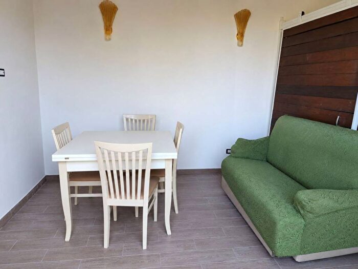 Appartamento bilocale in affitto in Via Santa Maria, Quarto