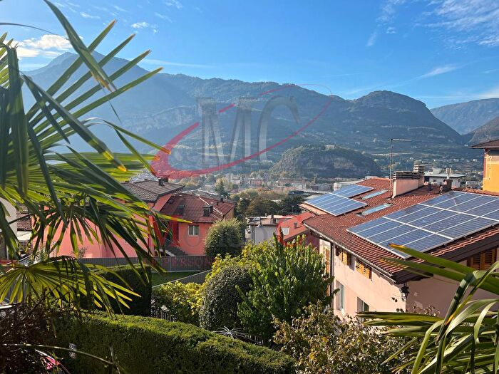 Casa con 10 locali in vendita in Via dei Cappuccini, Trento