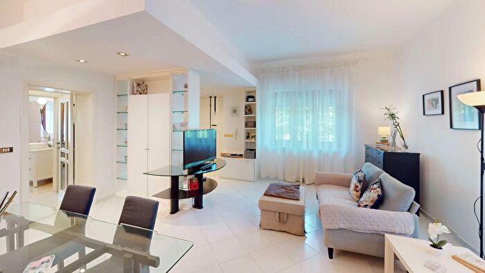 Casa con 5 locali in vendita in Via Pogdora, Castelfidardo