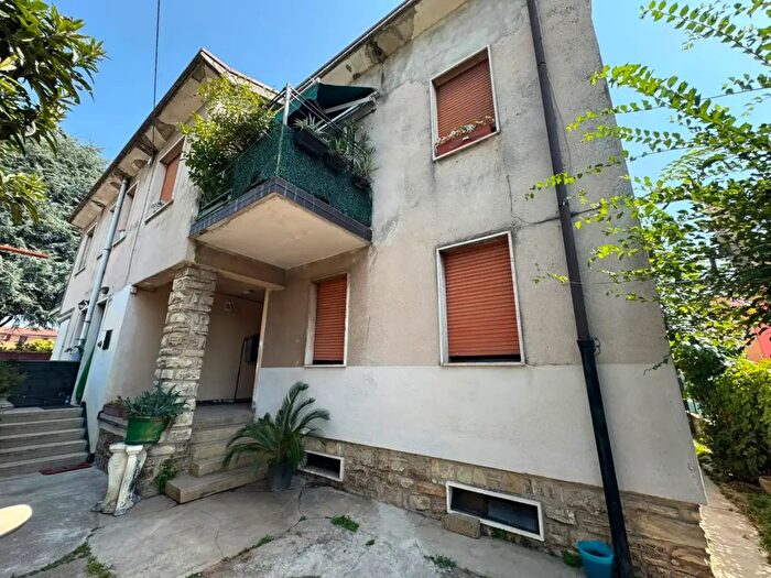 Appartamento quadrilocale in vendita in Via Spalenza, Rovato