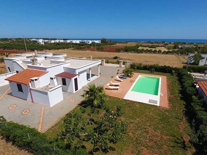 Casa con 5 locali in affitto in Strada Statale di Egnazia, Carovigno