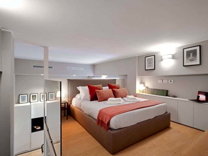 Appartamento bilocale in affitto in Via Aleardo Aleardi, Paolo Sarpi, Milano