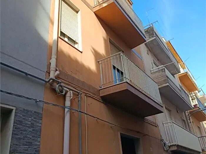 Casa con 6 locali in vendita in Alcamo