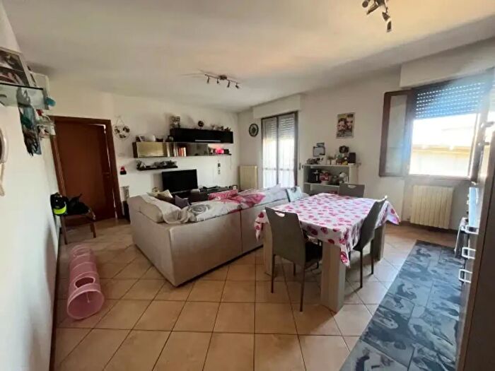 Appartamento trilocale in vendita in Via Famiglia Rossi, Gualtieri