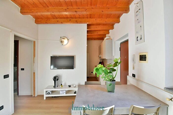 Appartamento bilocale in vendita in Vicolo Orti Seregno, Seregno