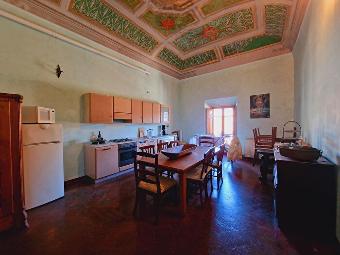 Appartamento quadrilocale in vendita in Via della Repubblica, Amelia