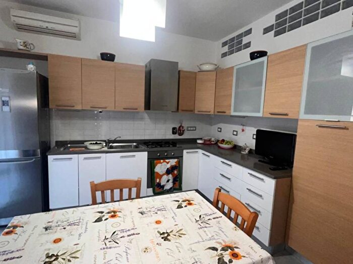 Appartamento bilocale in affitto in Via Trento, Campo Ligure